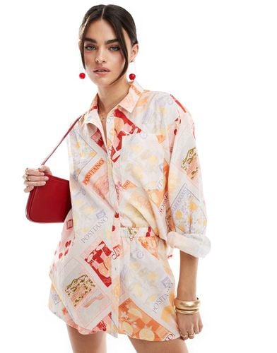 Camicia oversize in misto lino con stampa di cartoline in coordinato - Miss Selfridge - Modalova