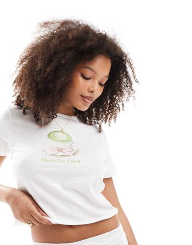 T-shirt bianca con grafica "Matcha Girl" - Miss Selfridge - Modalova