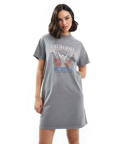 Vestito T-shirt corto allacciato sulla schiena con stampa - Miss Selfridge - Modalova