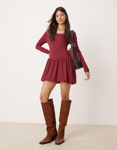 Vestito corto bordeaux con fondo a palloncino - Miss Selfridge - Modalova