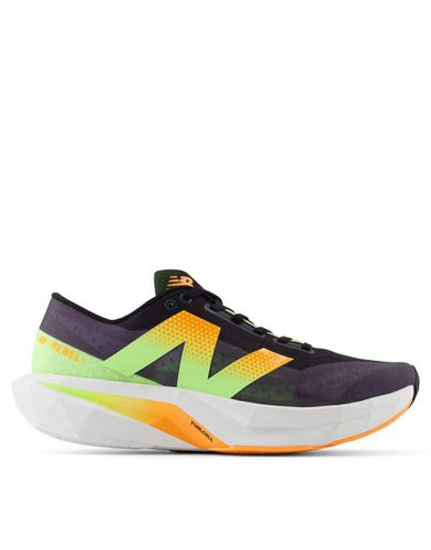 Fuelcell Rebel v4 - Sneakers nere - New Balance - Modalova