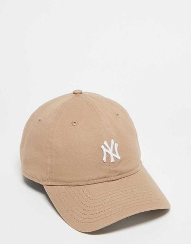 Twenty NY Yankees - Cappellino beige slavato con logo piccolo - New Era - Modalova