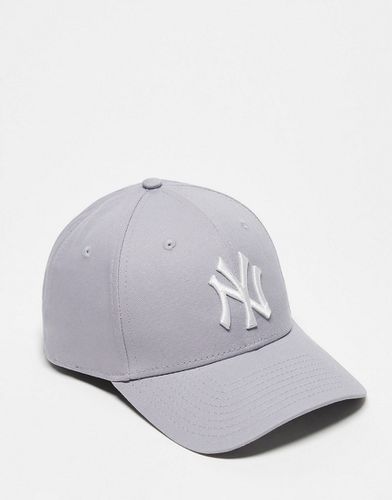 MLB 9Forty NY - Cappellino degli Yankees regolabile - New Era - Modalova