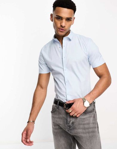 Camicia a maniche corte attillata in popeline a maniche lunghe azzurra - New Look - Modalova