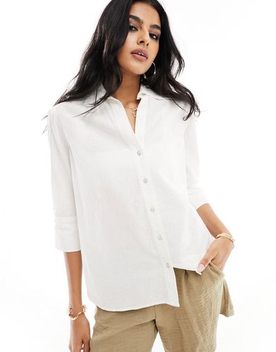 Camicia a maniche lunghe effetto lino bianca - New Look - Modalova