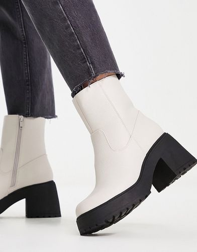 Stivali a calza bianco sporco con tacco e suola spessa - New Look - Modalova