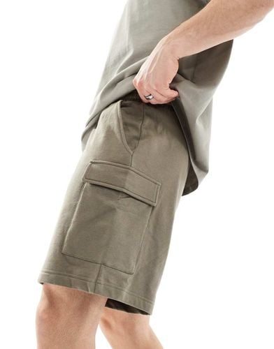 Pantaloncini cargo in jersey kaki scuro - New Look - Modalova