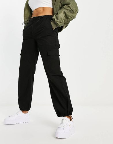 Pantaloni parachute neri - New Look - Modalova