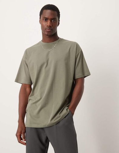 T-shirt oversize color oliva - New Look - Modalova