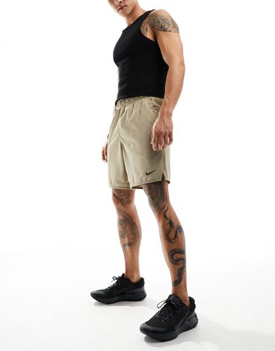Dri-FIT Totality - Pantaloncini kaki da 7" sfoderati - Nike Training - Modalova