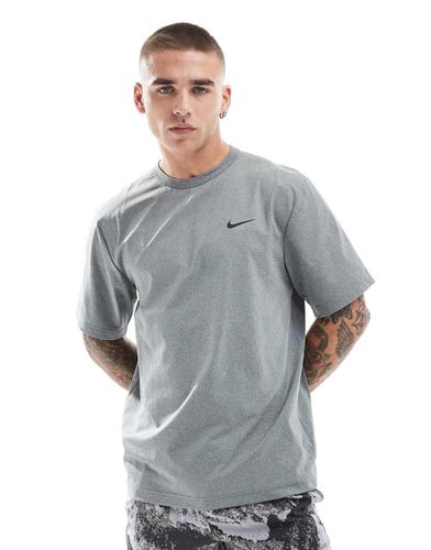 Dri-FIT UV - T-shirt grigia - Nike Training - Modalova