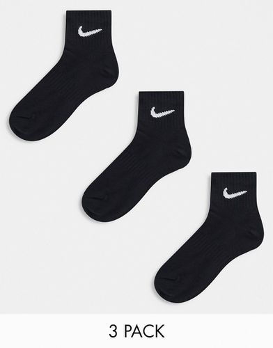 Everyday Lightweight - Confezione da 3 paia di calzini leggeri alla caviglia neri - Nike Training - Modalova