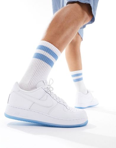 Air Force 1 '07 - Sneakers bianche e argento riflettente - Nike - Modalova
