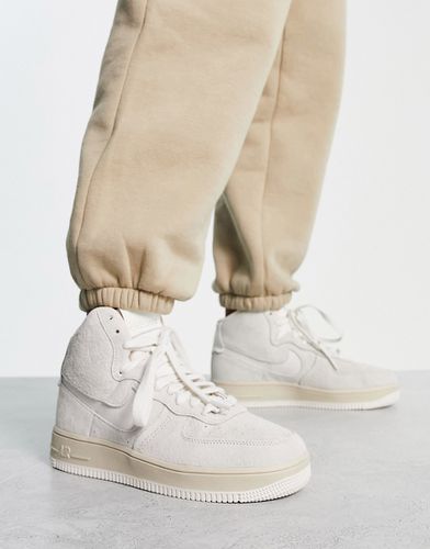Air Force 1 Hi Sculpt - Sneakers bianche e color sesamo - Nike - Modalova