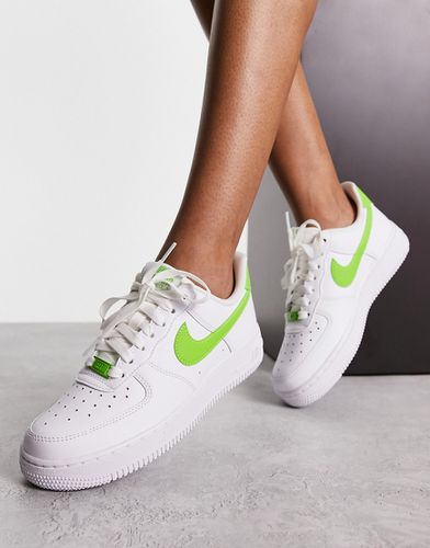 Air Force 1 - Sneakers bianche e verde action - Nike - Modalova