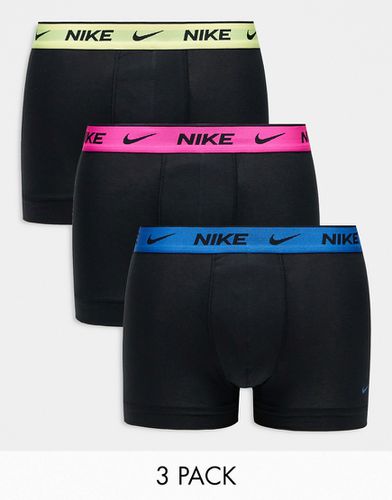 Everyday - Confezione da 3 boxer aderenti neri in cotton stretch con elastico in vita in colori fluo - Nike - Modalova