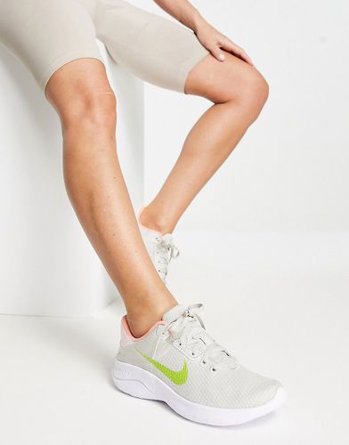 Flex Experience Run 11 - Sneakers bianco sporco - Nike Running - Modalova