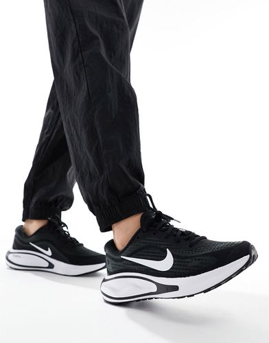 Journey Run - Sneakers bianche e nere - Nike Running - Modalova