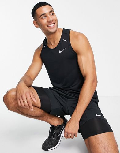 Rise 365 - Top senza maniche in tessuto Dri-FIT - Nike Running - Modalova