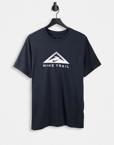 Trail Dri-FIT - T-shirt nera con logo - Nike Running - Modalova