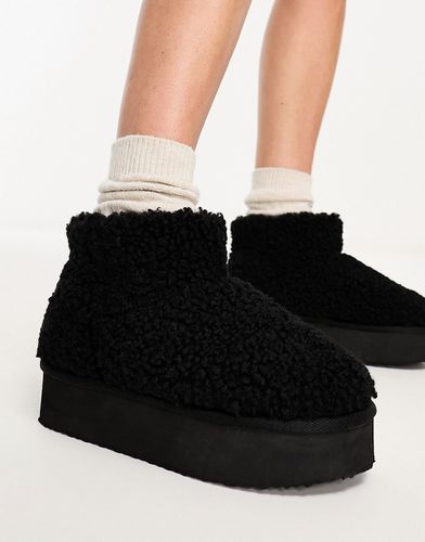 Simmi London - Pantofole stile stivaletto nere con suola platform - SIMMI Shoes - Modalova