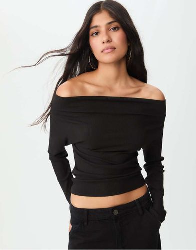 T-shirt à encolure bateau - Stradivarius - Modalova