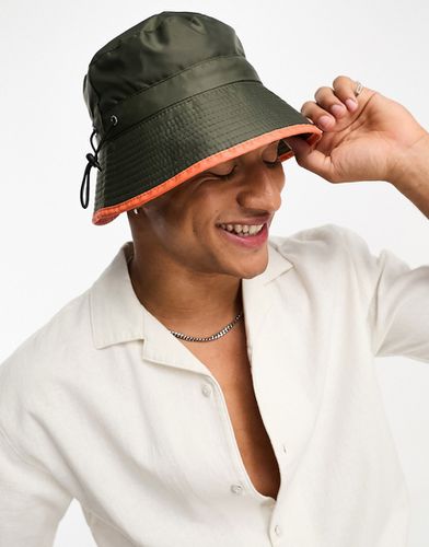 Cappello da pescatore in nylon muschio con finiture a contrasto - SVNX - Modalova