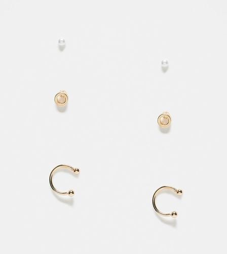 Confezione da 3 paia di orecchini a bottone ed ear cuff color con perle sintetiche - Pieces - Modalova