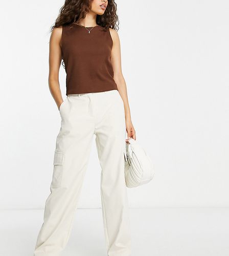 Pantaloni cargo a vita alta beige - Pieces Petite - Modalova