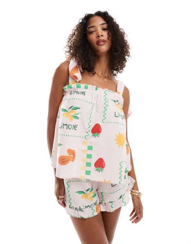 Short d'ensemble à taille haute - pâle à imprimé fruits - Pieces - Modalova