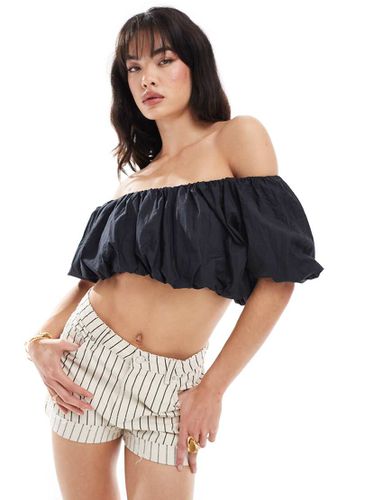 Crop top arricciato alla Bardot - Pimkie - Modalova