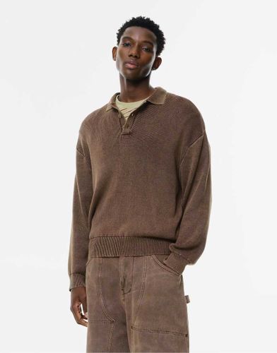 Polo en maille - Chocolat délavé - Pull & bear - Modalova