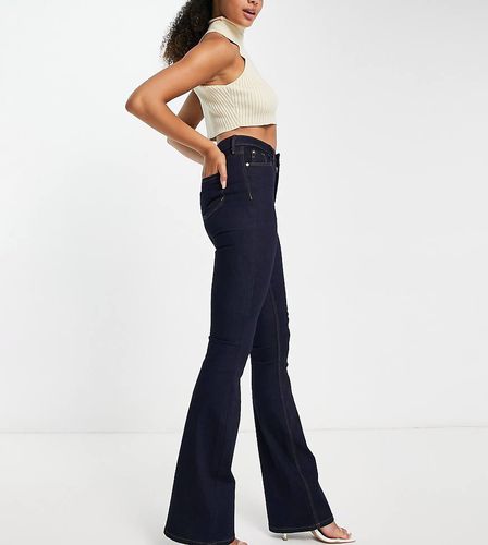 Amelie - Jeans a zampa scuro - River Island Tall - Modalova