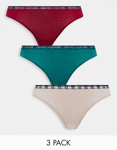 Essentials - Confezione da 3 perizomi in misto cotone rosso, rosa e verde con fascia in vita quadri - Tommy Hilfiger - Modalova