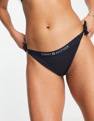 Slip bikini seducenti con logo e laccetti laterali - Tommy Hilfiger - Modalova