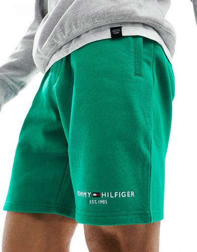 Pantaloncini felpati verdi con logo piccolo - Tommy Hilfiger - Modalova
