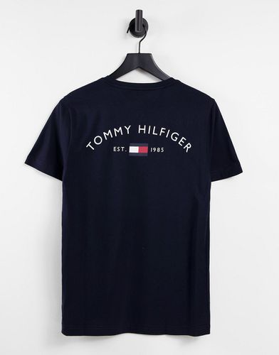 T-shirt con logo ad arco e bandiera - Tommy Hilfiger - Modalova