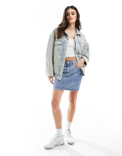 Daisy - Giacca di jeans oversize lavaggio chiaro - Tommy Jeans - Modalova