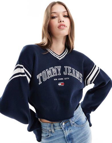 Maglione corto stile college color con scollo a V - Tommy Jeans - Modalova