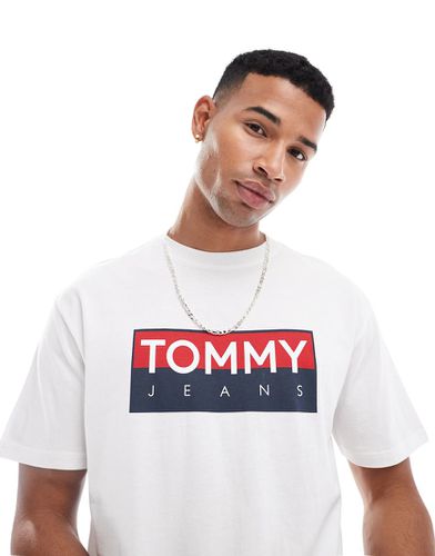 T-shirt classica unisex bianca con logo grande - Tommy Jeans - Modalova