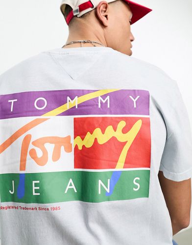 T-shirt classica azzurra con etichetta con firma pop - Tommy Jeans - Modalova