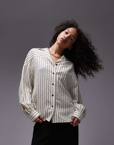 Camicia testurizzata bianca e nera a righe con cuciture - Topshop - Modalova