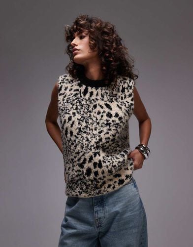 Canotta in maglia bouclé animalier tonalità neutra - Topshop - Modalova