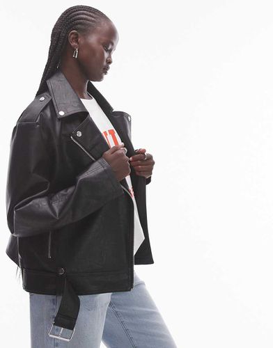 Giacca stile biker in pelle sintetica slavato - Topshop - Modalova