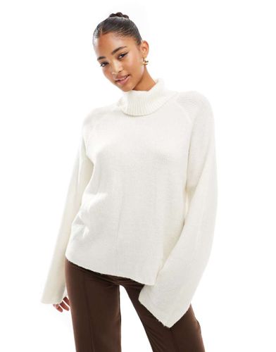 Pull à col roulé - Crème - Threadbare - Modalova