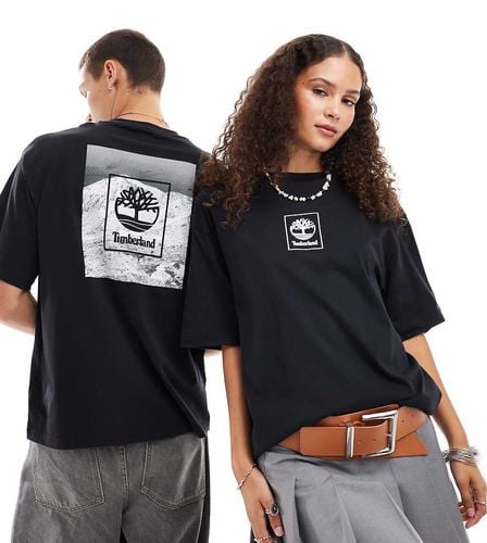 T-shirt nera oversize con stampa di montagne - In esclusiva per ASOS - Timberland - Modalova