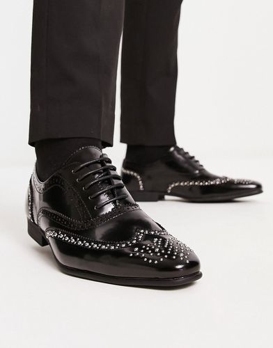 Scarpe Oxford stringate in pelle sintetica nera con borchie - Truffle Collection - Modalova