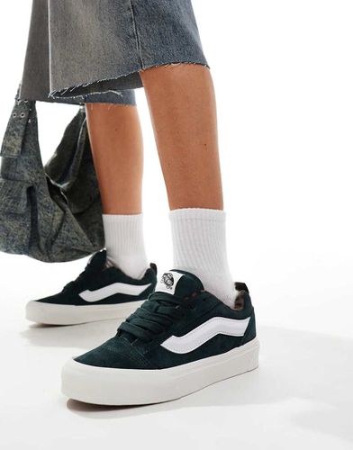 Knu Skool - Sneakers in camoscio verde scuro con suola spessa - Vans - Modalova