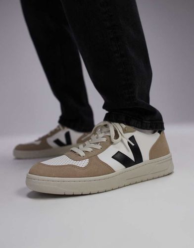 V-10 - Sneakers in pelle extra, nero, sahara chromefree - VEJA - Modalova