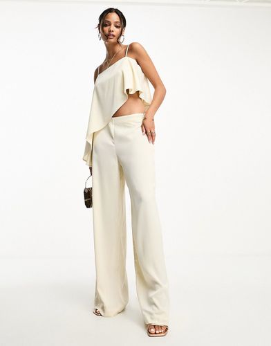 Aware - Pantaloni a fondo ampio in raso color crema in coordinato - Vero Moda - Modalova